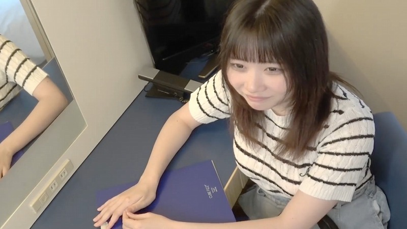 FC2PPV-4513089 돈이 필요한 이쁜 소녀 일본 야동-노모