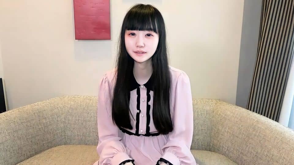 FC2PPV-1900173 좁보 소녀에게 삽입하여 질내 사정 일본 야동-노모