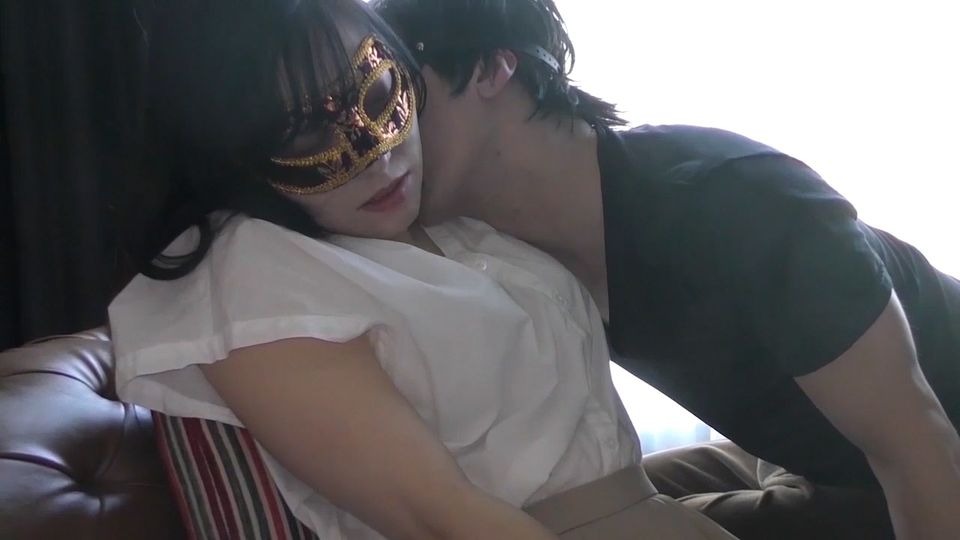 FC2PPV-1761567 아이 마스크 착용 유부녀 36세 일본 야동-노모