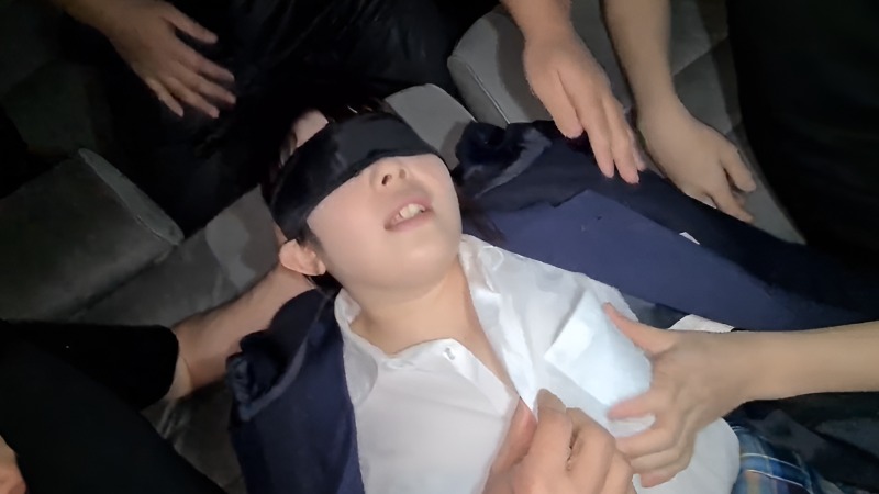 FC2PPV-4676265 성인 세계에서 길을 잃은 순진한 검은 머리 소녀 일본 야동-노모