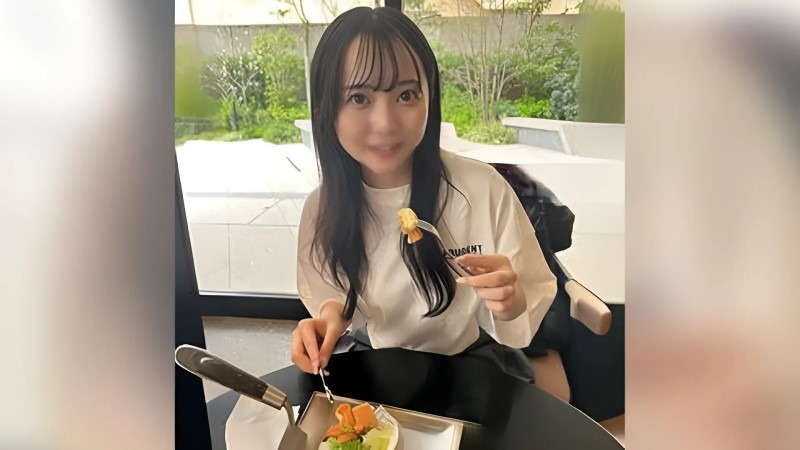 FC2PPV-4412295 긴 검은 생머리의 이쁜 소녀 일본 야동-노모