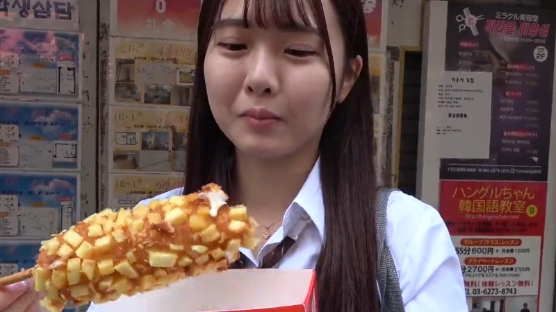 FC2PPV-3299392 웃을때 귀여운 소녀 일본 야동-노모