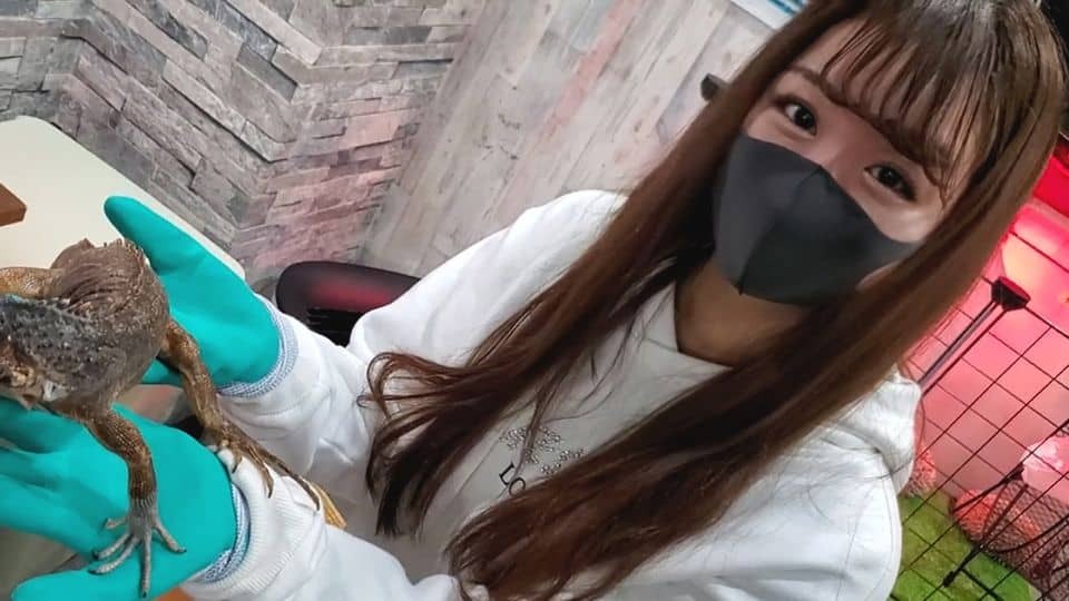 FC2PPV-1794863 카페에서 만난 예쁜 아이 일본 야동-노모