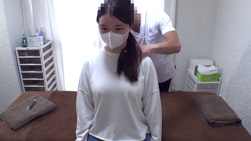 FC2PPV-4601082 통통한 몸매를 가진 순진한 소녀 일본 야동-노모