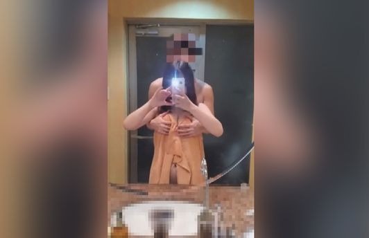 FC2PPV-1535394 축복받은 I컵 유방을 가진 여대생 일본 야동-노모