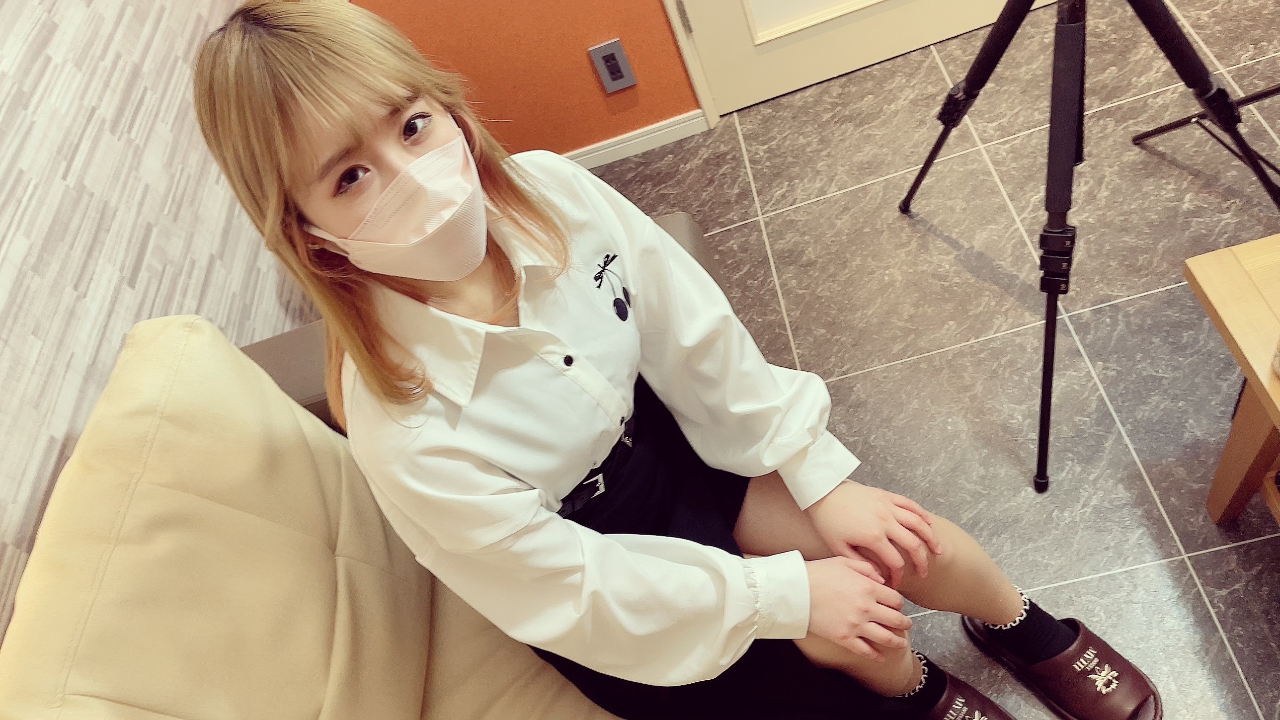 FC2PPV-3234012 토아 짱 인생 첫 생 질내 사정 일본 야동-노모