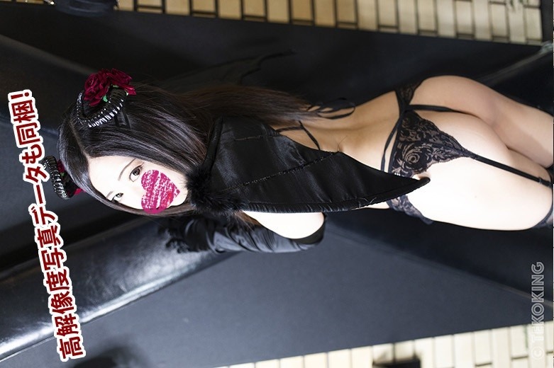 FC2PPV-1347256 교복을 입은 유부녀 일본 야동-노모