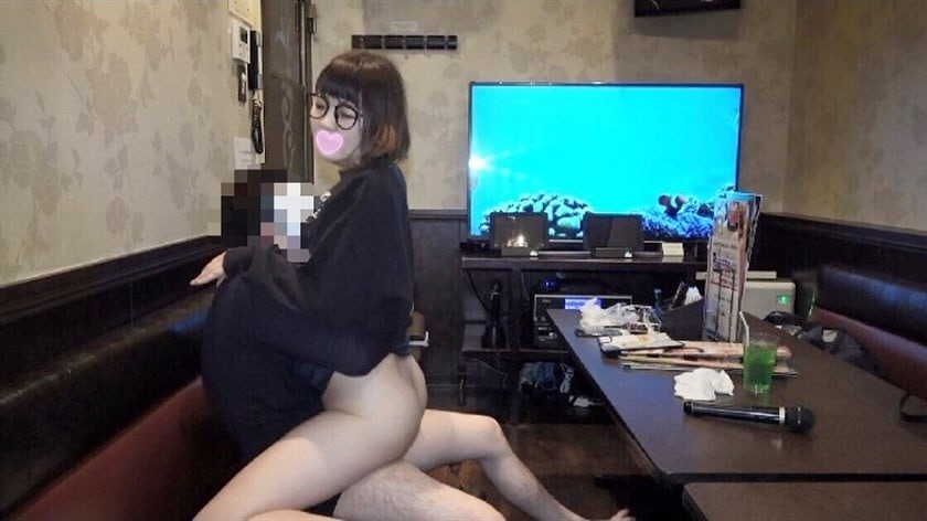 FC2PPV-1087382 19살 찰진 엉덩이를 가진 소녀와 섹스 일본 야동-노모