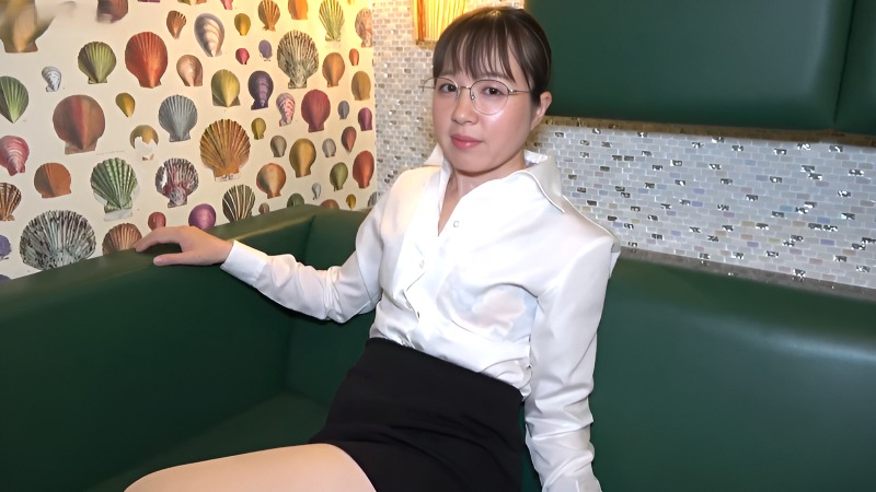 FC2PPV-4722202 미니스커트와 안경을 쓴 야한 50세 여교사 일본 야동-노모