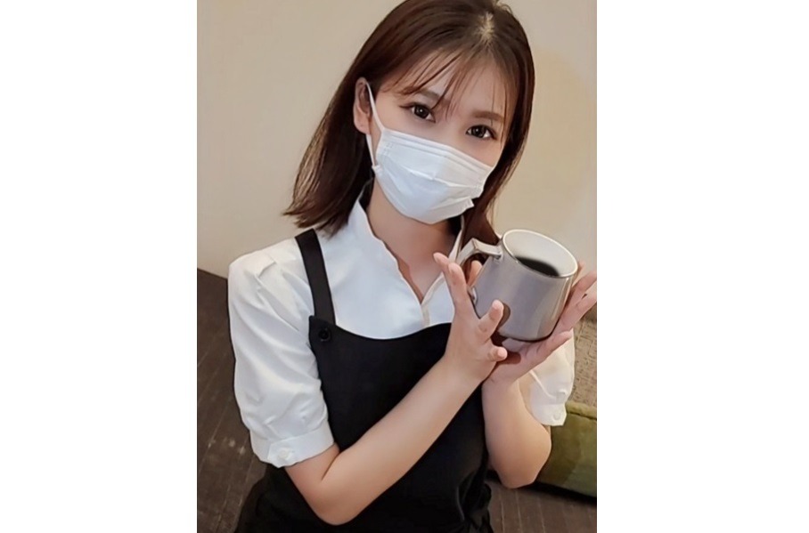 FC2PPV-2431947 짧은 머리의 가면을 쓴 여자 일본 야동-노모