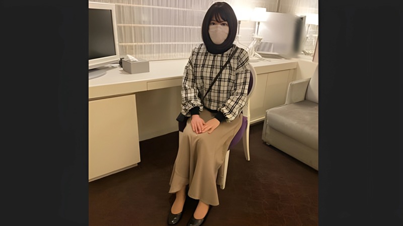 FC2PPV-4324201 마른 몸매를 가진 미모의 아내 일본 야동-노모