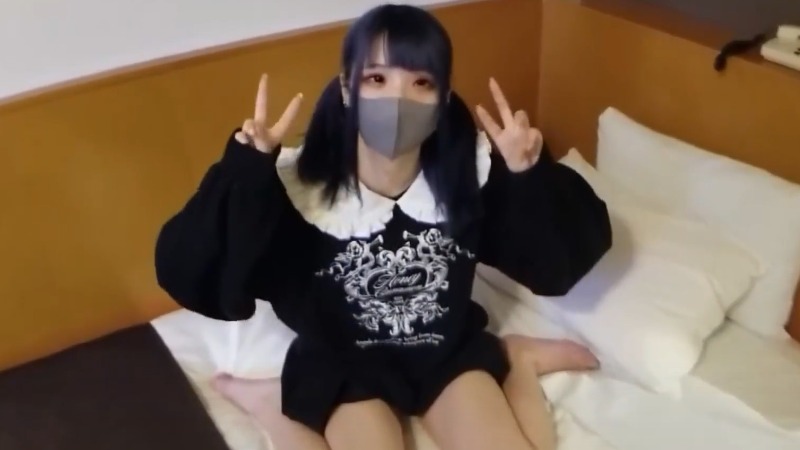 FC2PPV-3246349 매우 어리고 귀여운 소녀 일본 야동-노모