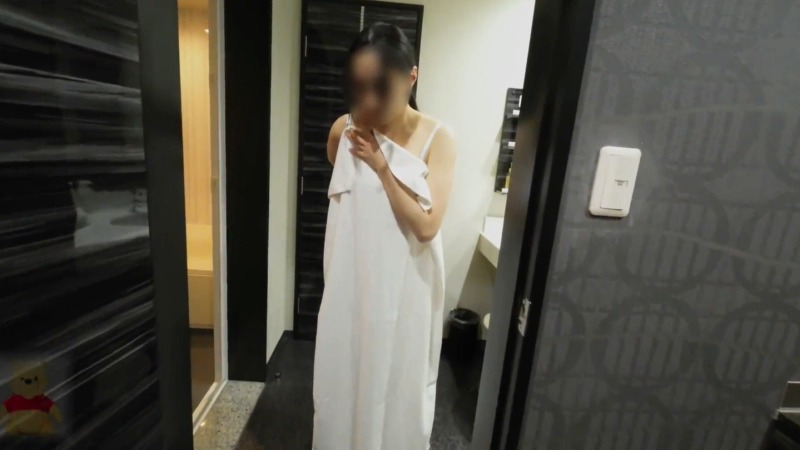 FC2PPV-4365492 꼿꼿한 젖꼭지와 예민한 몸매를 가진 아름다운 아내 일본 야동-노모