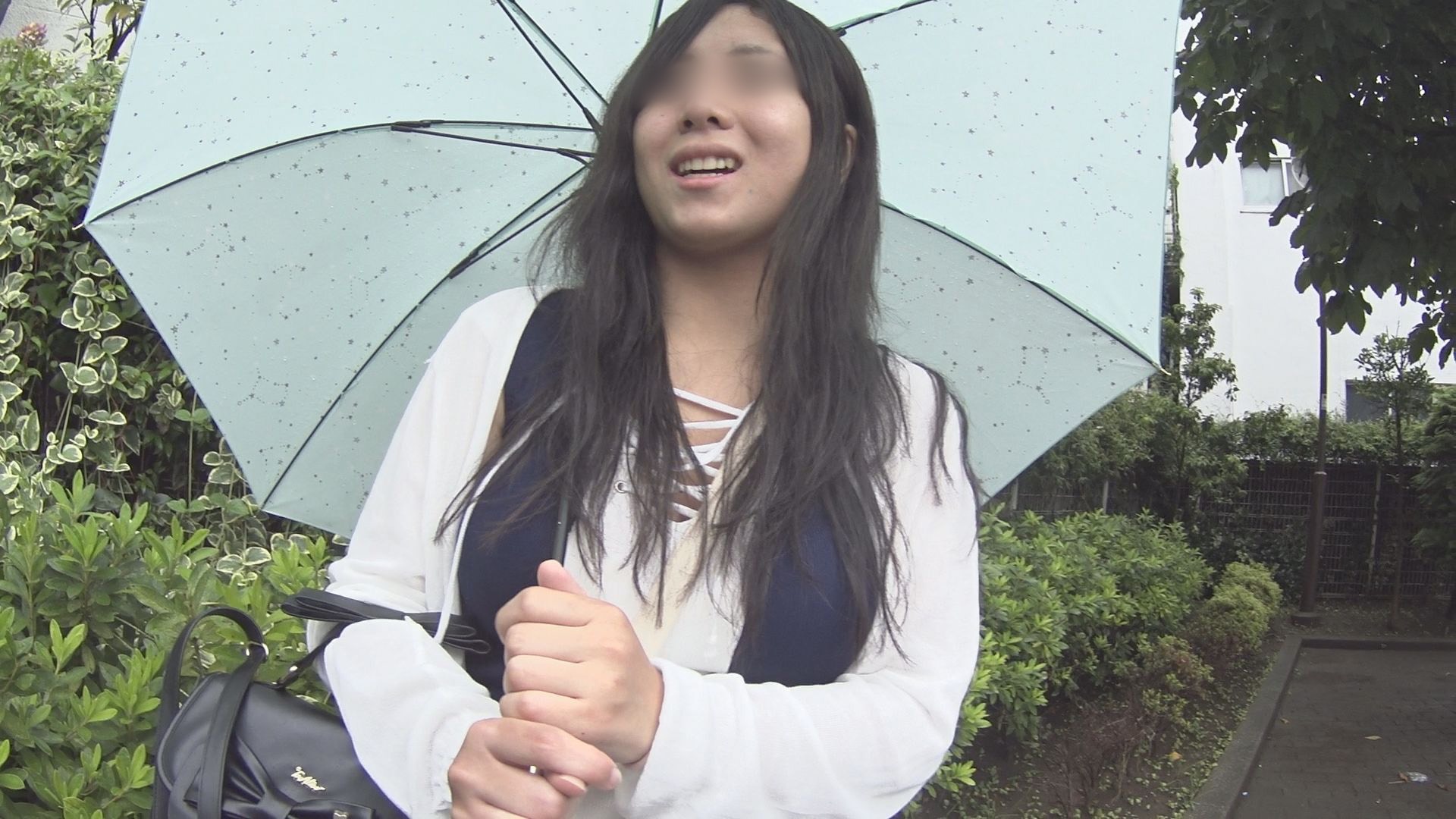 FC2PPV-1220029 여기저기 떠돌아 다니면서 남자와 성관계를 갖는 아이 일본 야동-노모