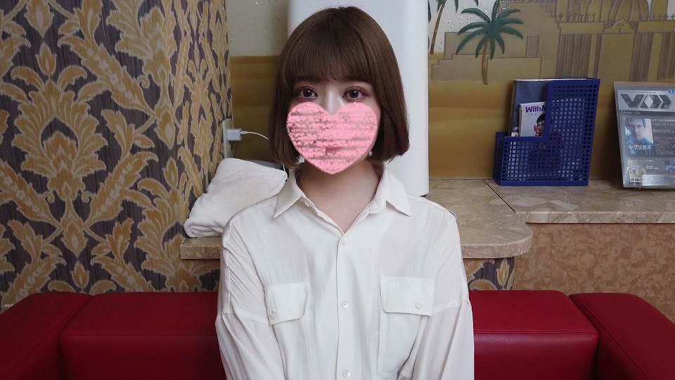 FC2PPV-1316145 돈이 필요한 단발머리 소녀 일본 야동-노모